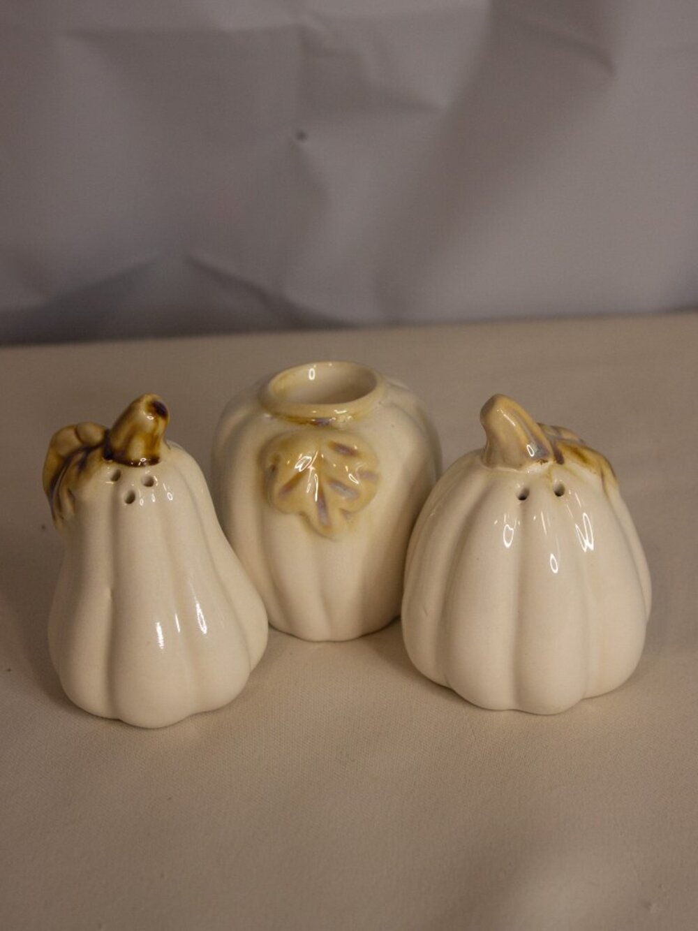 Ceramic Pumpkin Salt & Pepper Set + Toothpick Holder – Fall Farmhouse Décor